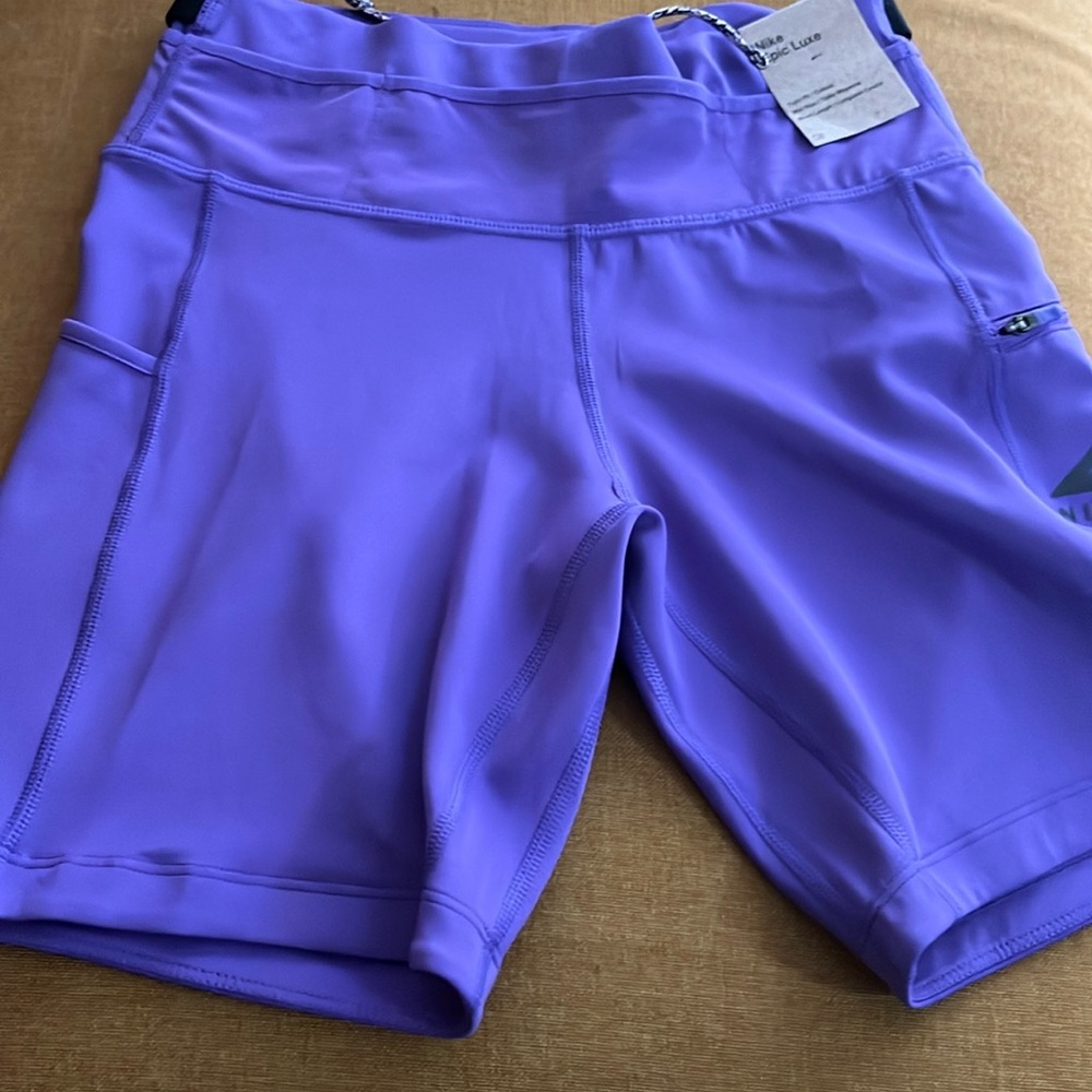 NWT Nike Epic Luxe Shorts
